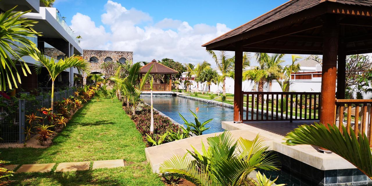 Hacienda Plaza Hotel Pereybere Beach Esterno foto