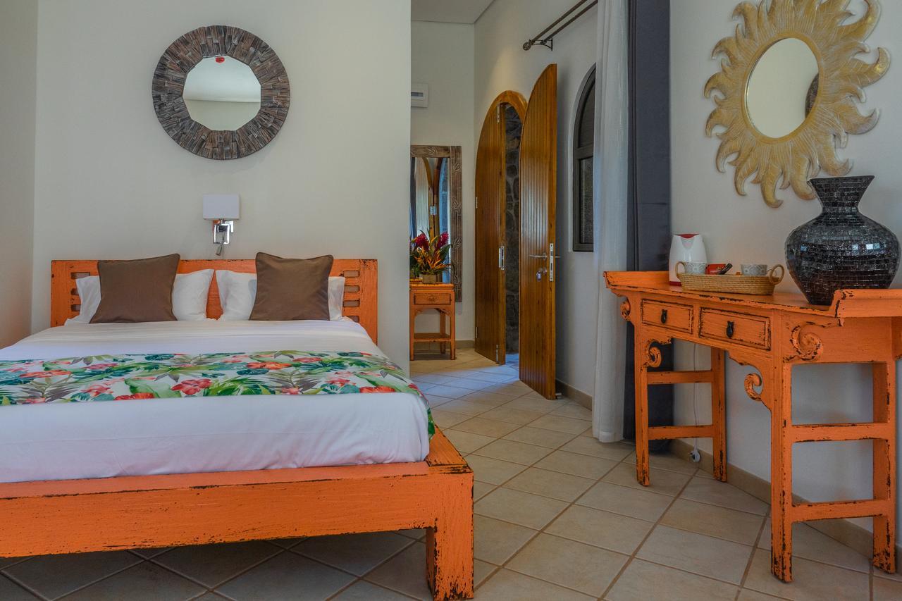 Hacienda Plaza Hotel Pereybere Beach Esterno foto