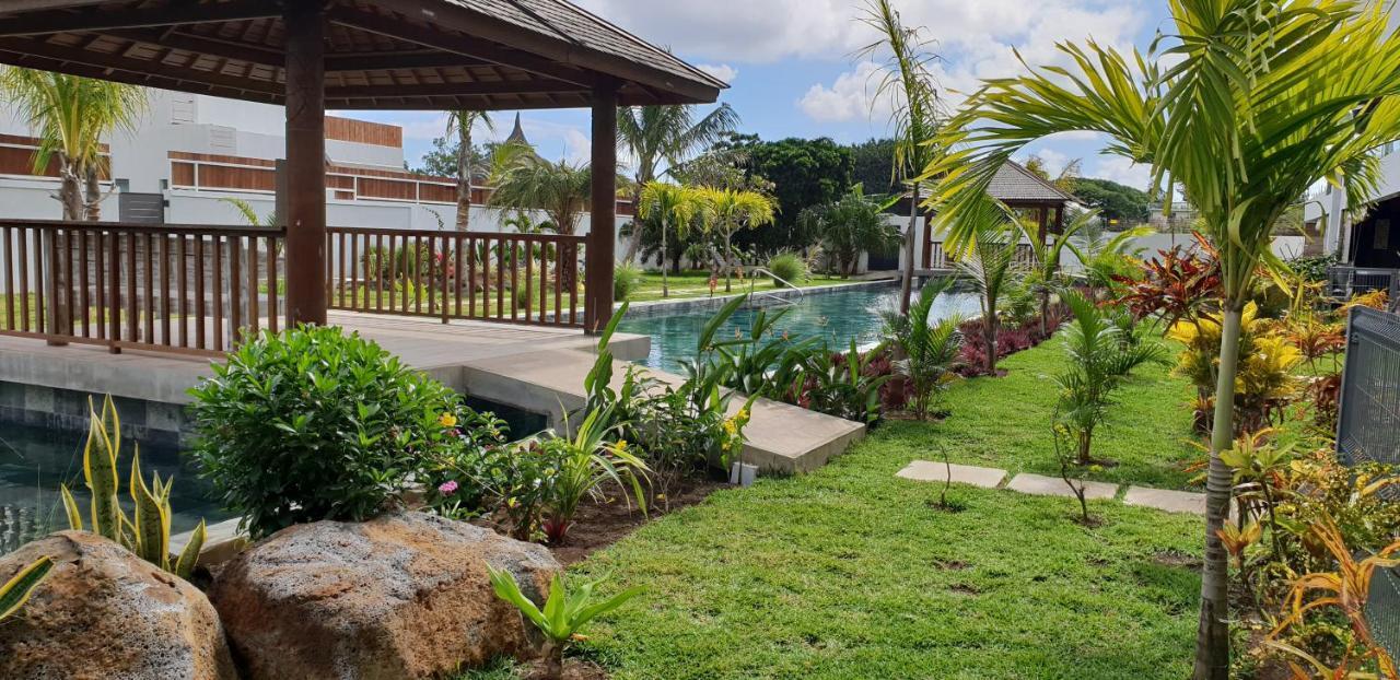 Hacienda Plaza Hotel Pereybere Beach Esterno foto